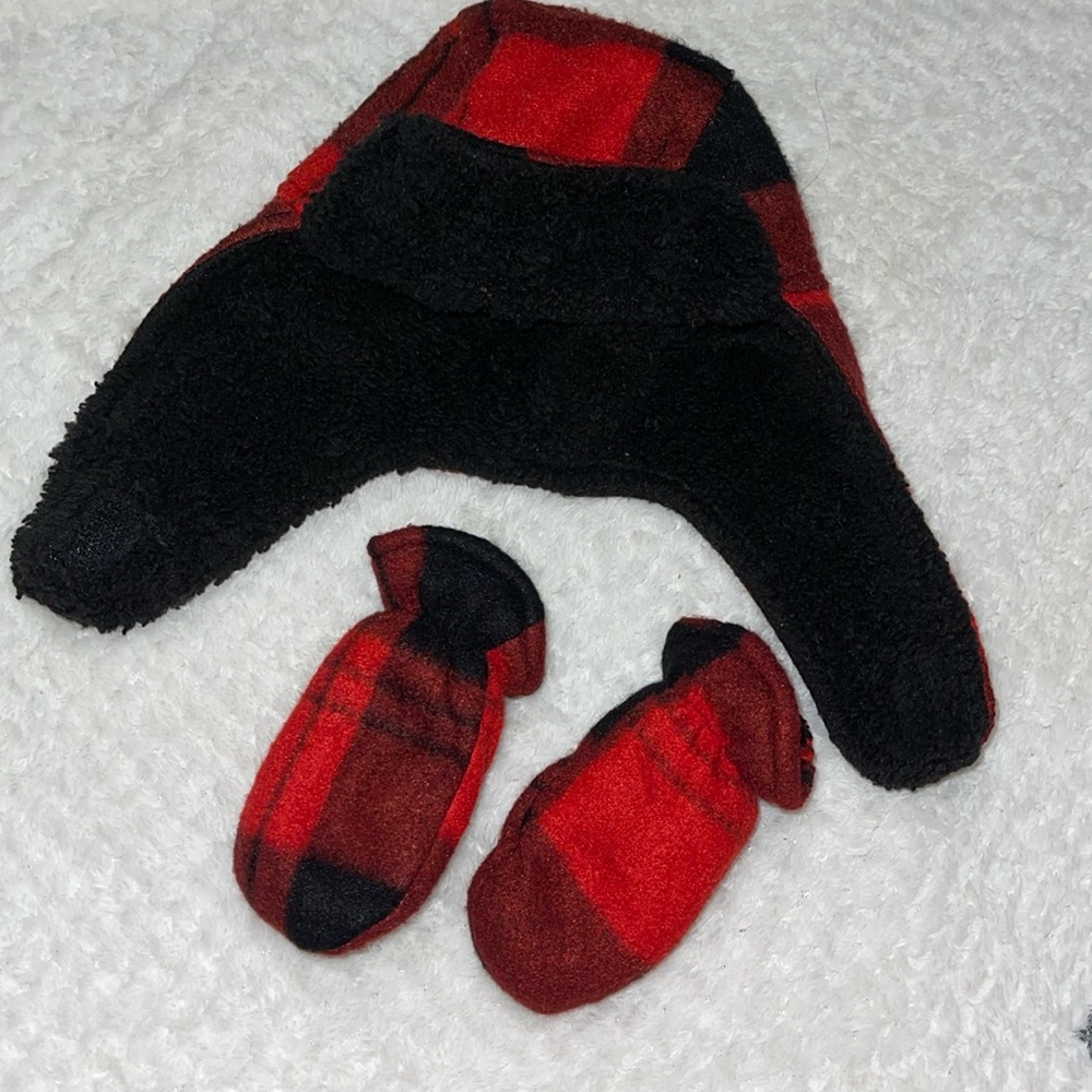 Hat and Mittens